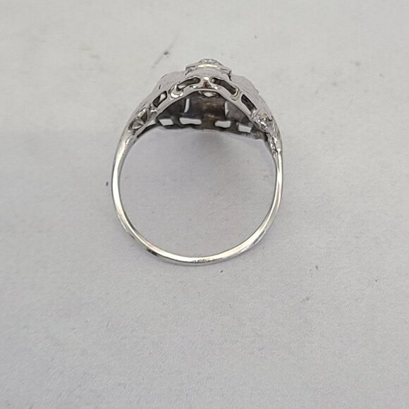 Antique 18K White Gold Art Deco Shield Ring with Diamonds and Sapphires - Picture 15 of 15